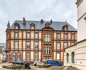 L'ancienne sous-préfecture de l'Eure est à vendre aux enchères