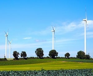 AGC Glass Europe achète de l’électricité verte provenant de 14 éoliennes Luminus et rend ainsi son processus de production plus durable