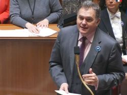Concessions autoroutières : "L'État doit revenir au coeur du dispositif" (Ph.Tabarot)