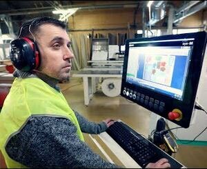 Robot de manutention bois : l'innovation qui protège et optimise | La prévention ça vous rapporte
