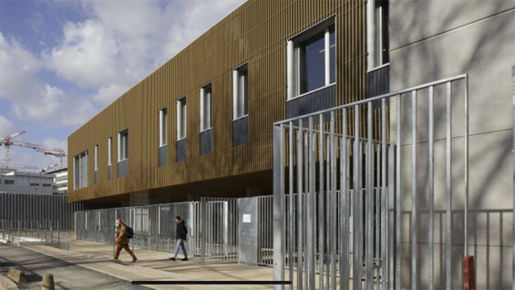Le lycée Marcel Cachin reconstruit à Saint-Ouen par Valero-Gadan