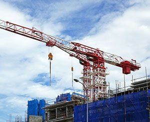 En meilleure forme que prévu, le bâtiment défend ses intérêts avant le budget de l’État