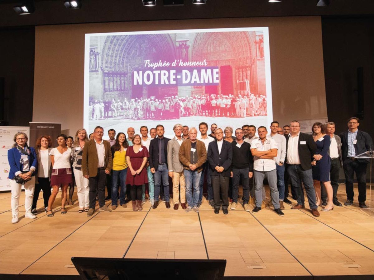 Le Bâtiment remercie les sauveteurs de Notre-Dame de Paris