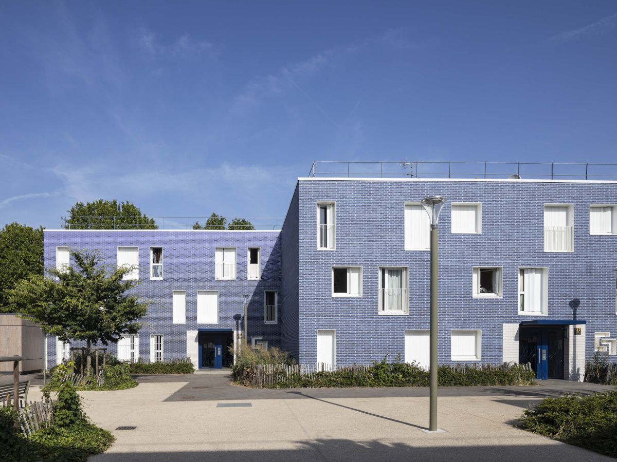 A la grande borne, 49.000 m² de façades isolées thermiquement