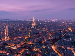 Paris va éteindre ses bâtiments publics à 22h et baisser le chauffage de ses édifices