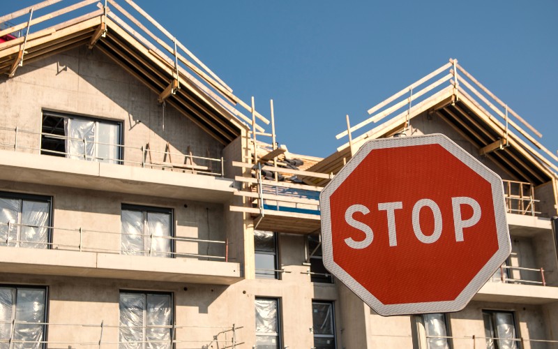 les mises en vente de logements neufs en chute libre au 1er trimestre 2024