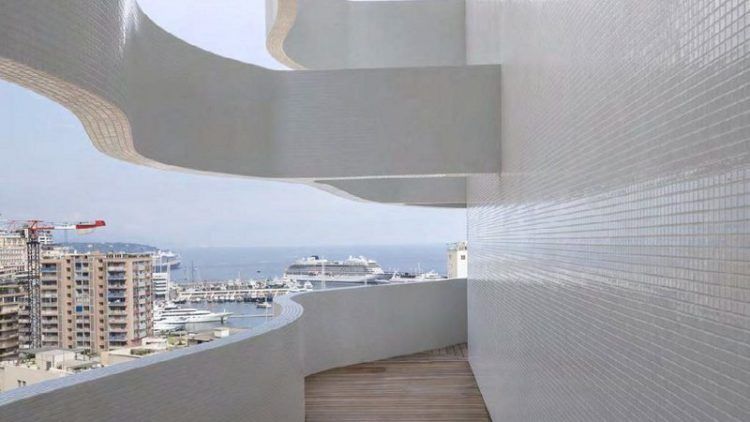 A Monaco, le Stella vertigineux de Jean-Pierre Lott et Alexandre Giraldi