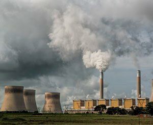Rapport du GIEC : la France rappelle la nécessité de poursuivre la baisse des émissions carbone et d'accélérer l'adaptation des territoires vulnérables
