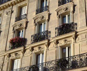 Les prix des logements anciens à Paris commencent à baisser, après une nouvelle hausse en 2020