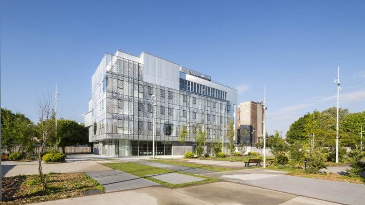 A La Courneuve, la voie Valéro Gadan vers la santé