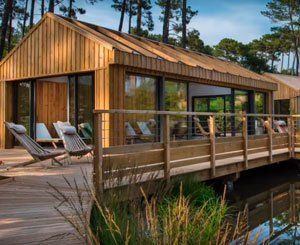 Un espace spa et bien-être connecté à la nature au cœur des Landes