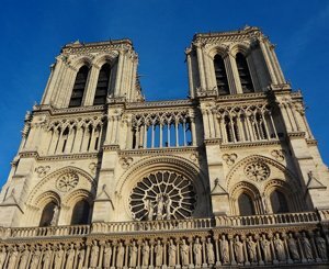 Macron, à Notre-Dame de Paris vendredi, rendra hommage à Georgelin