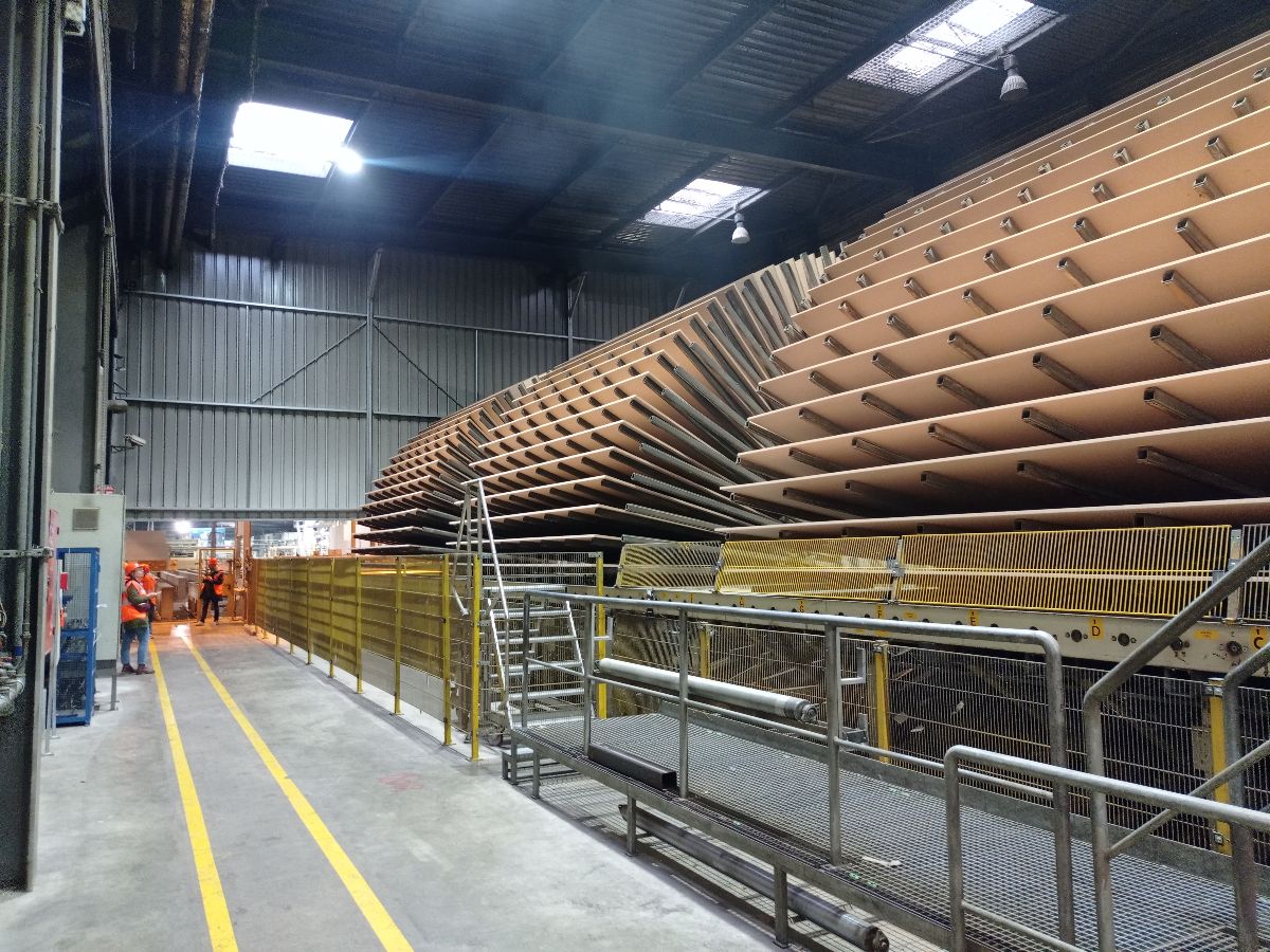 Unilin poursuit ses investissements pour le recyclage des panneaux MDF