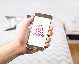 Paris poursuit sa chasse contre les locations illégales d'AirBnb