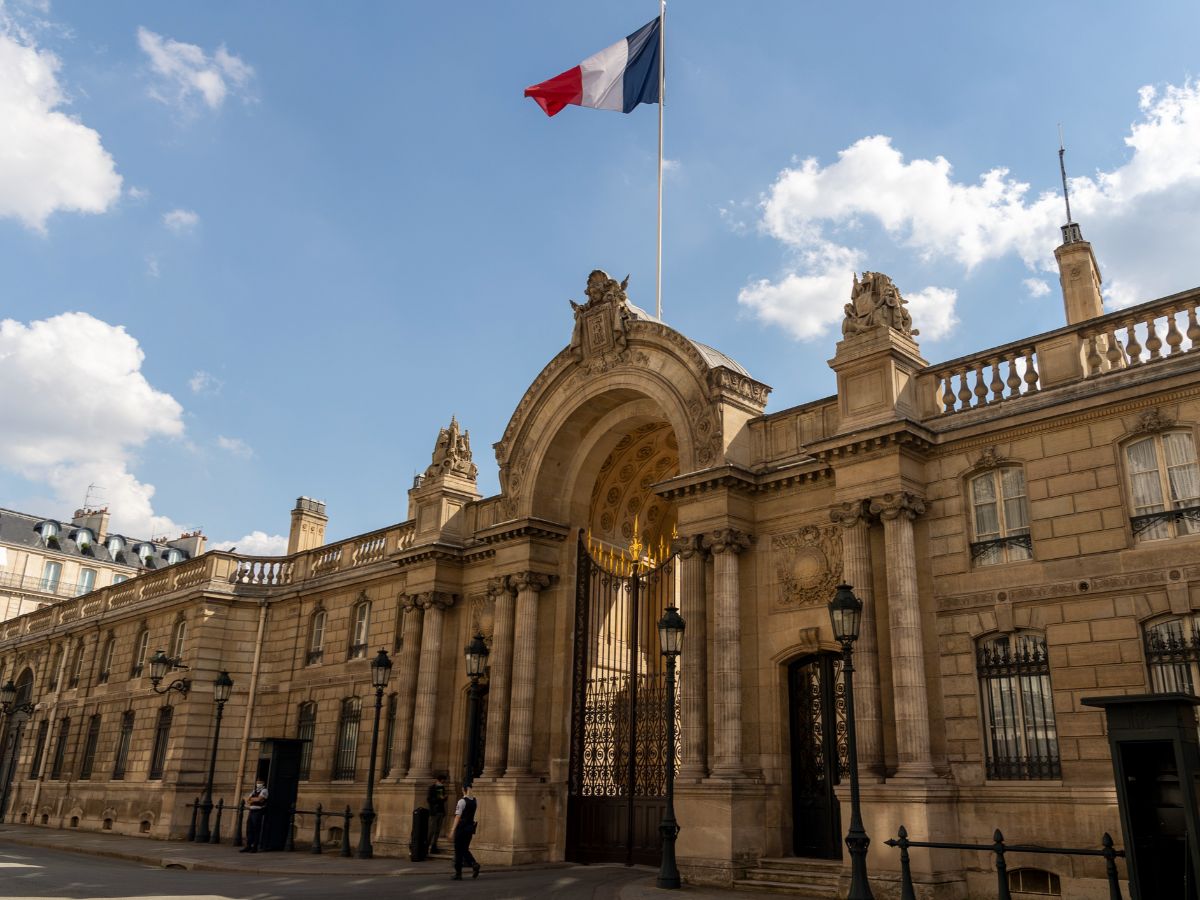 Selon l'Elysée, "le logement ferait un bon sujet de travail" pour le futur gouvernement