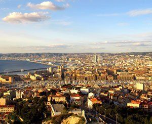 "Marseille n'a plus le temps d'attendre" pour supprimer le logement indigne, selon sa maire