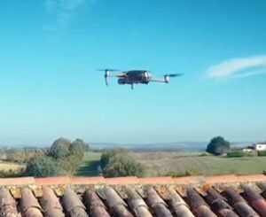 Un drone pour prendre de la hauteur, cap prévention chez les couvreurs