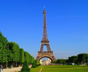 Grève à la tour Eiffel : l'entretien de la Dame de Fer en question