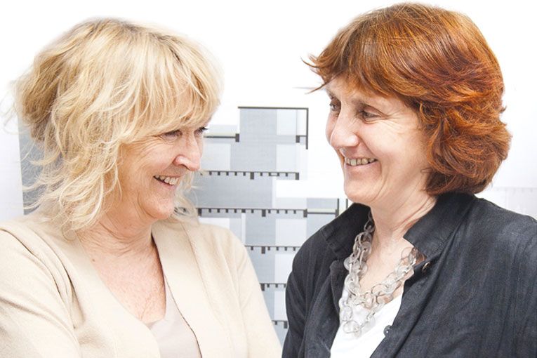 Yvonne Farrell et Shelley McNamara remportent le Prix Pritzker 2020