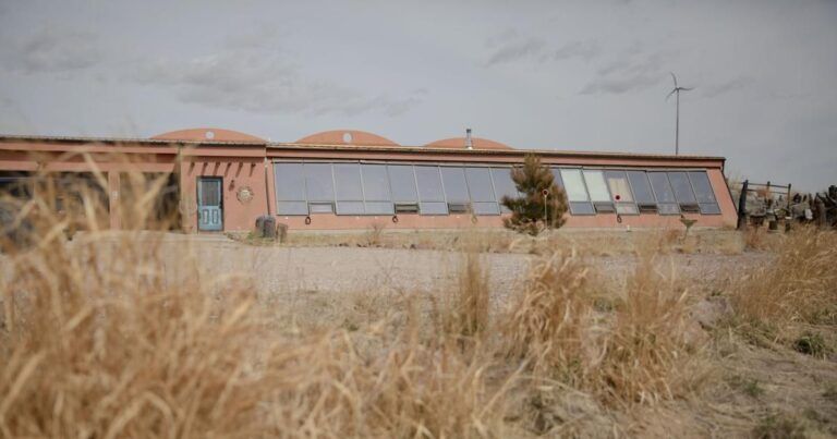 Earthship près de Colorado Springs, une joie pour leurs propriétaires