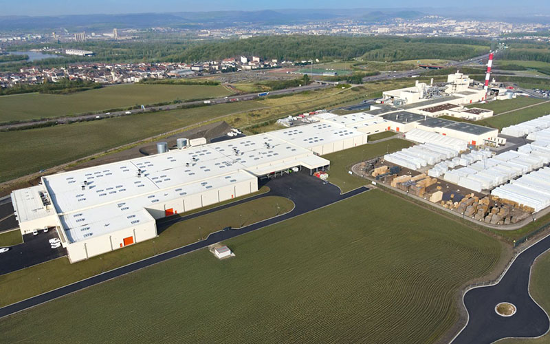 knauf ouvre une usine de plafonds acoustiques a illange