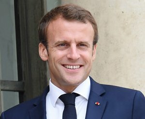 Référendum, émeutes : Macron veut accélérer la concertation avec les partis et la société civile