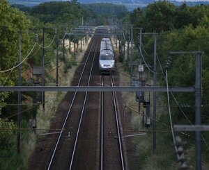 La SNCF attribue 1,8 milliard d'euros de contrats pour le renouvellement du réseau ferroviaire