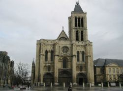 Le "remontage" de la flèche de la basilique Saint-Denis débutera en septembre
