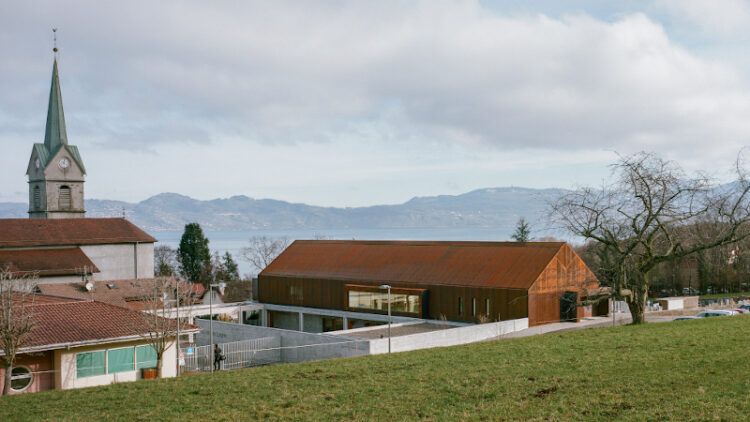 A Lugrin, l’école sur le Lac est signée Ateliers o-s architectes