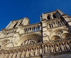 Peut-on vraiment reconstruire Notre-Dame en 5 ans ?