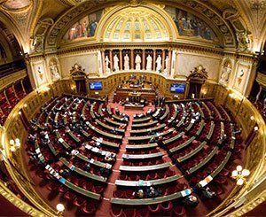 Le Sénat a débuté l'examen du projet de transformation de la fonction publique