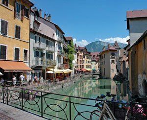Annecy met en place des quotas pour réguler les meublés de tourisme