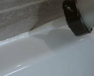 SikaSeal®-180 Salle de bain &amp; Carrelage, le mastic silicone pour vos applications sanitaires