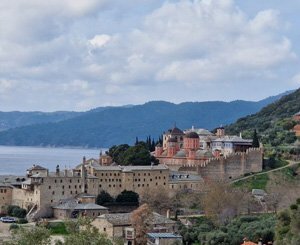 En Grèce, des monastères du Mont Athos endommagés après un séisme