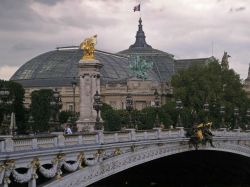 Paris : lancement des travaux du Grand Palais