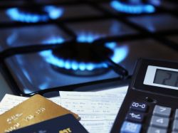 Prix du gaz, frais de notaire, voie de covoiturage... Ce qui change au 1er mai 2025