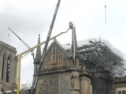 Plomb à Notre-Dame: "les mesures sont très rassurantes" (Mairie de Paris) 