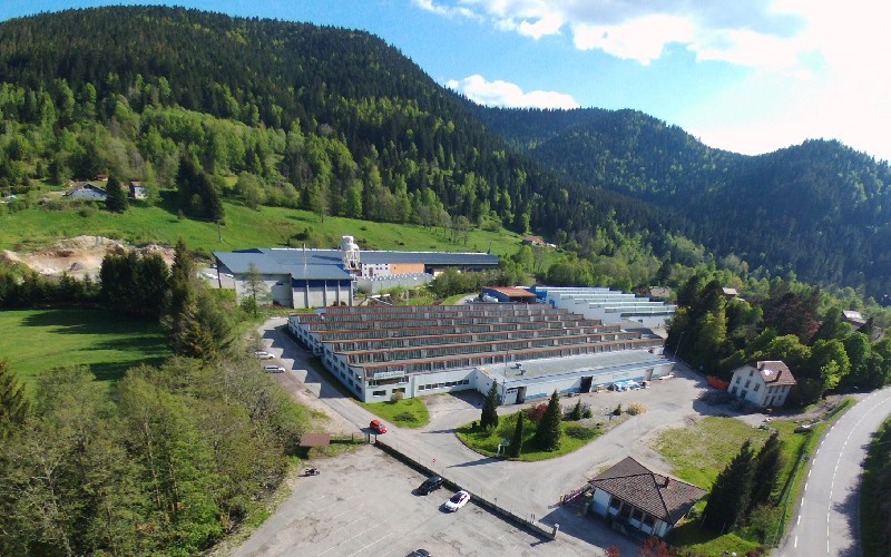 menuiseries investissements massifs sur l usine vosgienne d amcc et norba