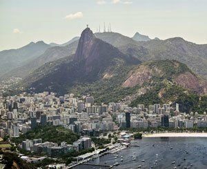 A Rio au Brésil, des potagers géants pour produire du bio en pleine ville