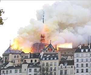 Bientôt une série sur l'incendie de Notre-Dame de Paris