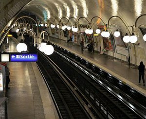 Signature d'une charte de l'accessibilité pour faciliter les déplacements des malvoyants dans les transports franciliens