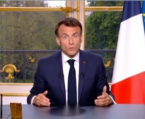 Macron donne aux partenaires sociaux jusqu'à la fin de cette année pour bâtir le "pacte de la vie au travail"