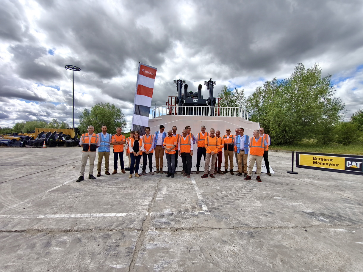 Le D11, le plus gros bulldozer de Caterpillar, sera sur le chantier de Penly mi-juillet