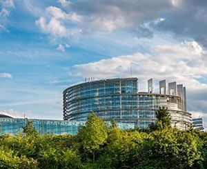 Le Parlement européen, les pieds à Strasbourg, la tête à Bruxelles