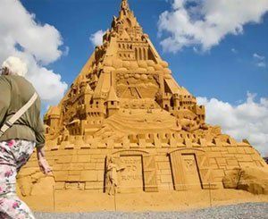Le plus haut château de sable au monde construit au Danemark