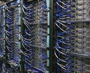 La demande d'électricité pour les centres de données devrait plus que doubler d'ici 2030, dopée par l'IA